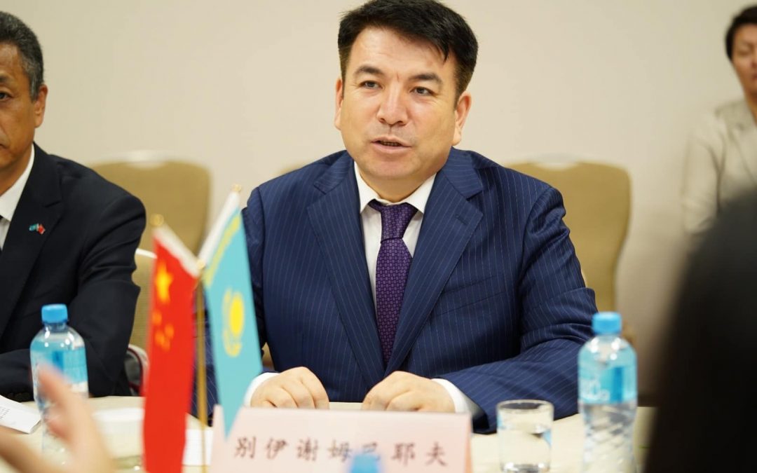Казахстан и Китай обсудили вопросы в сфере ТиПО