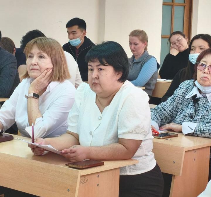 Қостанай әлеуметтік-техникалық колледжінде педагогтерге арналған құқық бұзушылықтардың алдын алу бойынша әңгіме өткізілді. Іс-шараның мақсаты — педагогикалық ұжымның құқықтық сауаттылығын арттыру және білім беру ортасында құқық бұзушылықтардың алдын алу.