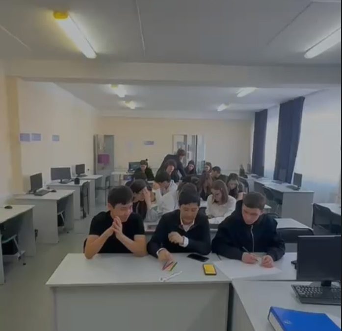 Колледжде 1-курс студенттеріне арналған психологиялық сауаттылықты арттыру мақсатында шеберлік сабағы өткізілді.