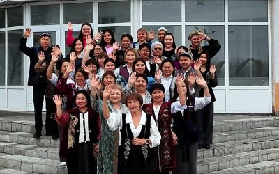 Преподаватели Костанайского социально-технического колледжа присоединились к челленджу национальной одежды. Своим примером они показали уважение к традициям и важность сохранения культурного наследия, передавая эти ценности подрастающему поколению.
